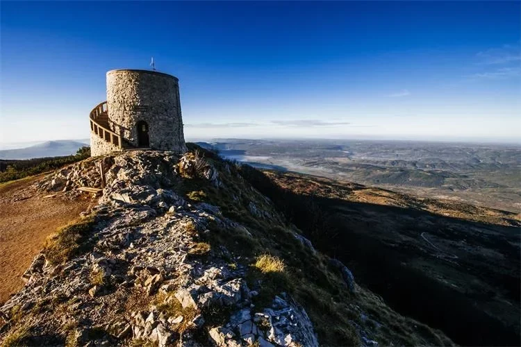 Učka,Hum,dva superlativa,Učke